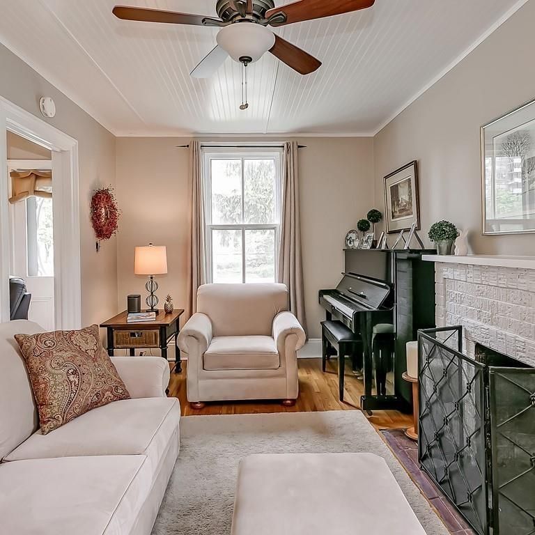 For Lease - 491 Pearl Street, Burlington, Ontario - Photo 1