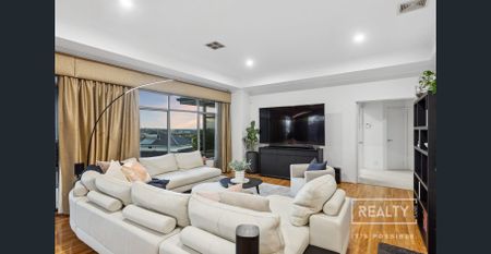 The Dream Home You've Been Waiting For - Photo 4