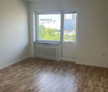 Burspråksvägen, 2 rooms Unfurnished - Photo 2