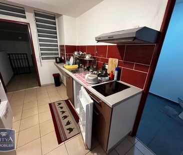 Location Appartement 1 pièce 30m² STE CLOTILDE 97490 - Photo 2