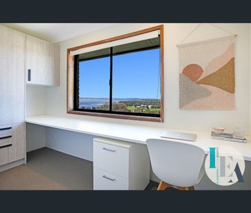24 Cuthbert Drive, Mount Warrigal, NSW 2528 - Photo 4