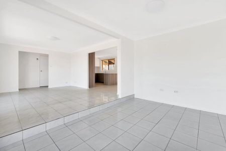 Combining Comfort & Charm! - Photo 2