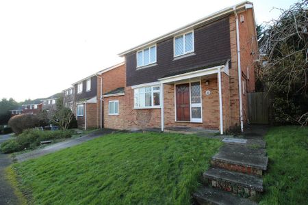 6 bedroom house to rent - Photo 2