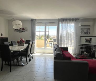 Location Appartement 3 pièces 66m² ISTRES 13800 - Photo 2