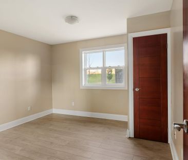 For Lease - 539 Armstrong Road Unit# 405, Kingston, Ontario - Photo 6