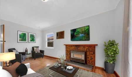 Thomastown - Photo 2