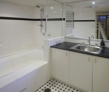 Unit 204/6-8 Ward Avenue - Photo 6