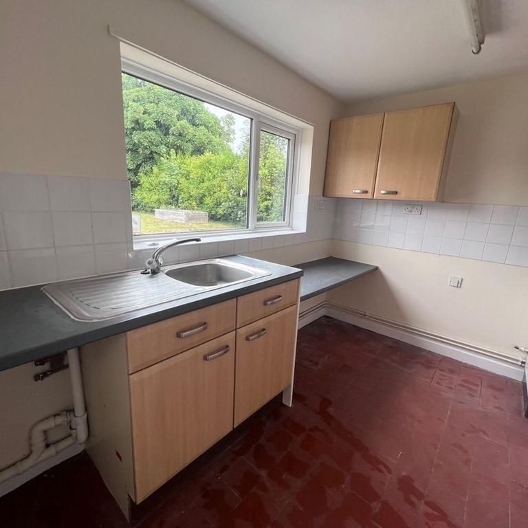 2 bedroom detached house to rent - Photo 1