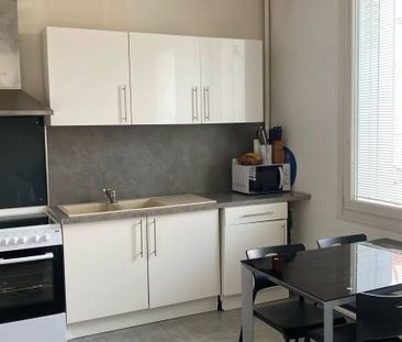 Location Appartement 3 pièces 49 m2 à Saint-Quentin - Photo 5