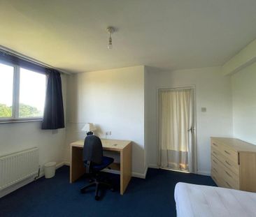 1 bedroom house of multiple occupation to rent - Photo 3