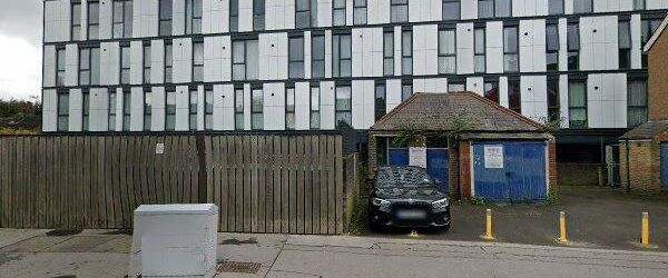 Room in a Shared Flat, Mason Ave, CR0 - Photo 1