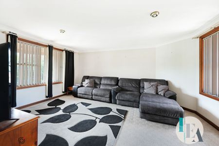 Spacious Home In Great East Side Location - Photo 4