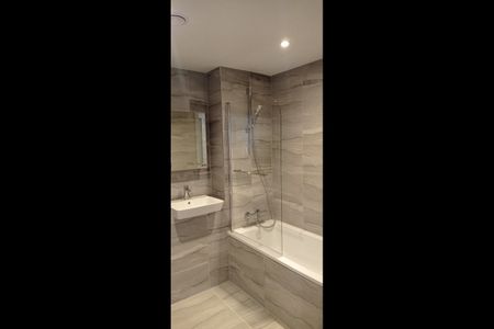 3 Bed Flat, Orla Lodge, HA1 - Photo 4