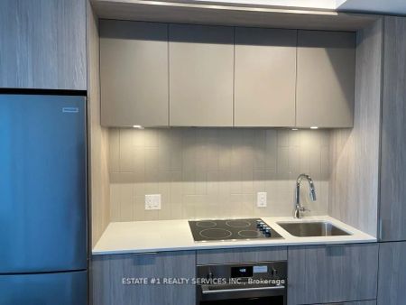 130 River Street #611 - Photo 2