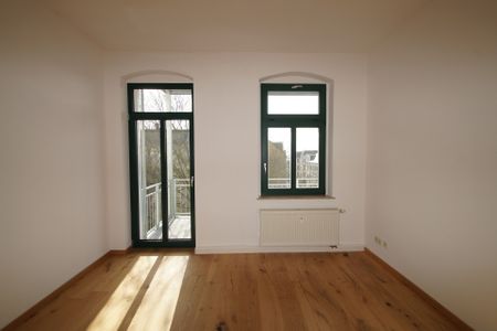 Erstbezug! Frisch sanierte 3-Raumwohnung mit Balkon, Dusche und Wanne! - Photo 5