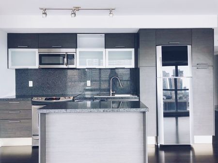 Master Room & Ensuite Bath - College Park (Female Only) - Photo 5