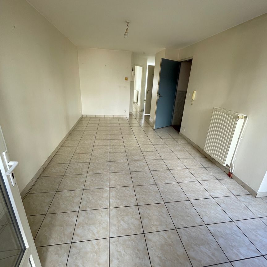 Location Appartement 2 pièces 40m² ROMANS SUR ISERE 26100 - Photo 1