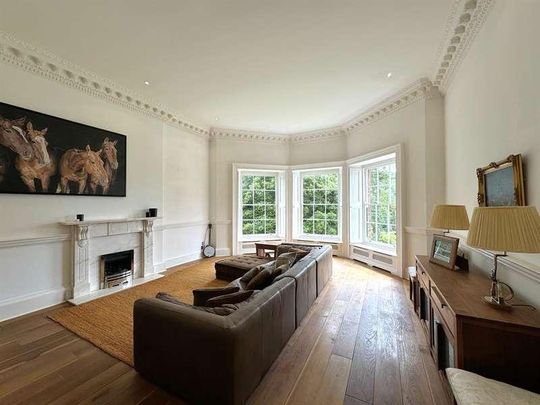 Upper Hall Estate, Worcester Road, Ledbury, Herefordshire, HR8 - Photo 1