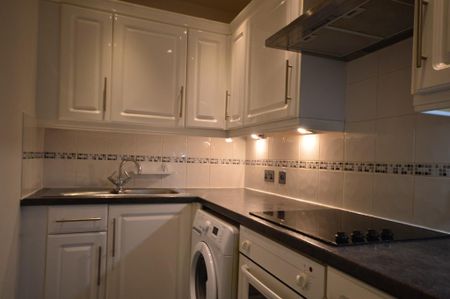 1 bedroom flat to rent - Photo 3
