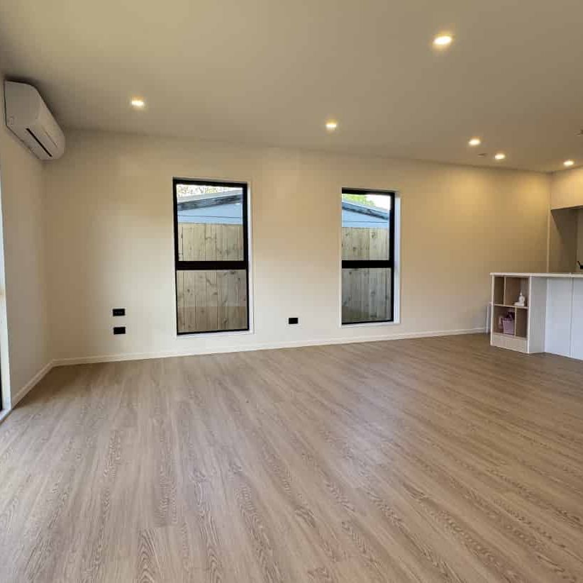 Stylish & Spacious 3-Bedroom Home – Unbeatable Location Opposite Sylvia Park - Photo 1