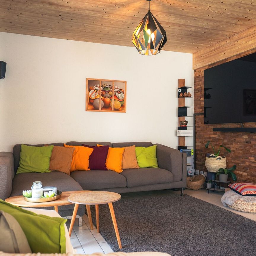 Beautiful furnished villa for rent until summer 2027 - Photo 1