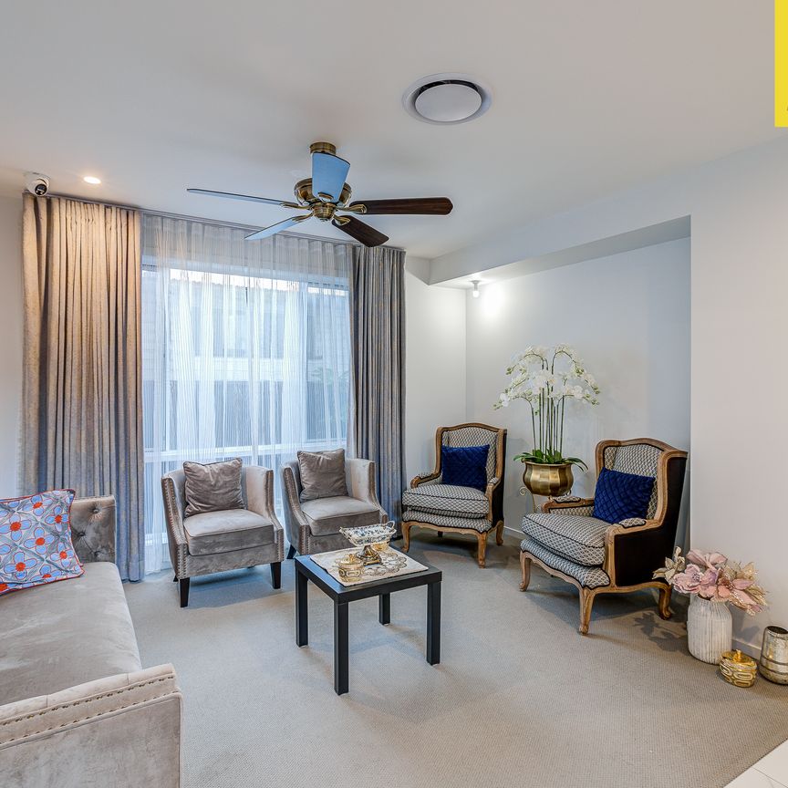 44 Saint Patrick Avenue, Kuraby QLD 4112 - House For Rent - $1,250 | Domain - Photo 1