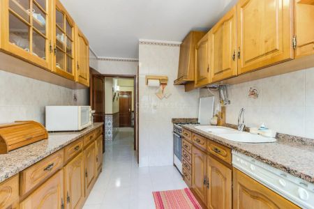 Apartamento T2 para arrendar em Benfica - Photo 3