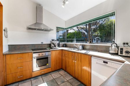 Versatile Layout - Photo 2