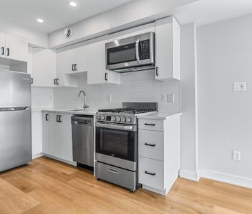 689 Churchill Avenue North - 302 - Photo 4