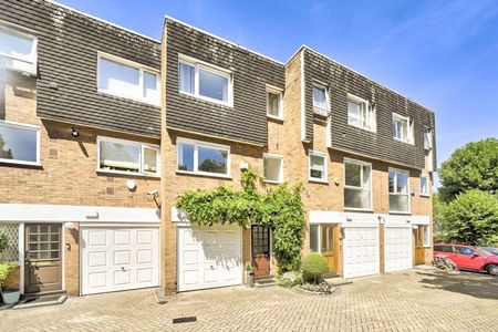 Room in a Shared House, Balmoral Close, SW15 - Photo 5