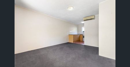 Ground floor 2 bedroom unit in great location (Increasing to $550/week 26/03/2026) - Photo 2