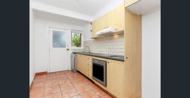 Cosy home in sought after location - Photo 1