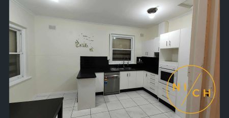 Newly Renovation 4 Bedroom Home with 6.6kw Solar & 10Kw Battery - Photo 4