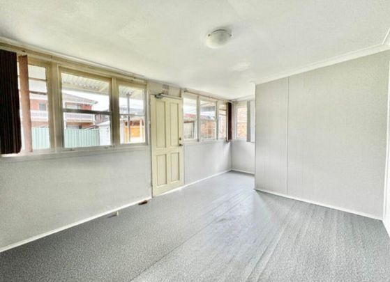 Arncliffe - Photo 1