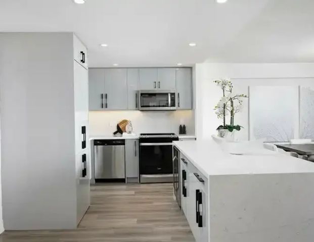 7 Jackes Avenue | 7 Jackes Avenue, Toronto - Photo 1