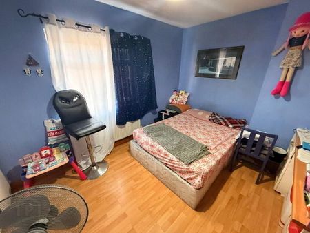 9 Ebor Parade, Belfast, BT12 6NS - Photo 2