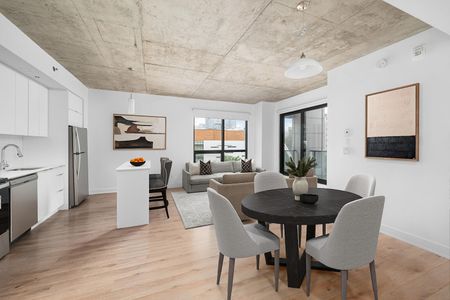 Myriade Condo rentals in Quartier des spectacles Ville-Marie - Photo 2