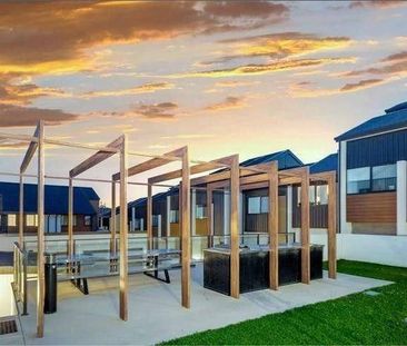 Lawson Modern Living - Photo 5