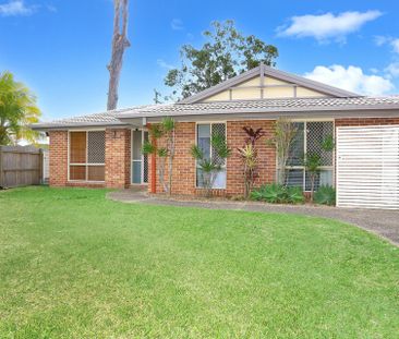 NEAT AND TIDY 3 BEDROOM HOME - Photo 1
