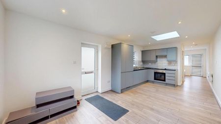 Studio to rent - Photo 4