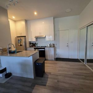 4 et demi de luxe à Brossard *2 mois gratuit à la cession du bail* - Photo 2