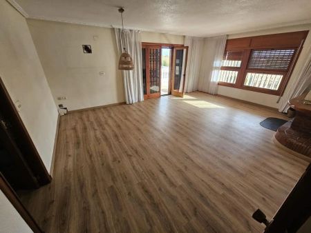 Casa o chalet de alquiler en Rancho Grande, 1, El Grao - Foto 2