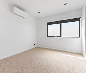 4/212 Ballarat Rd, Maidstone VIC 3012 - Townhouse For Rent | Domain - Photo 3