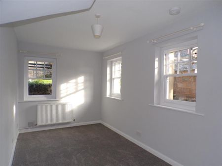 2 bedroom cottage to rent - Photo 2