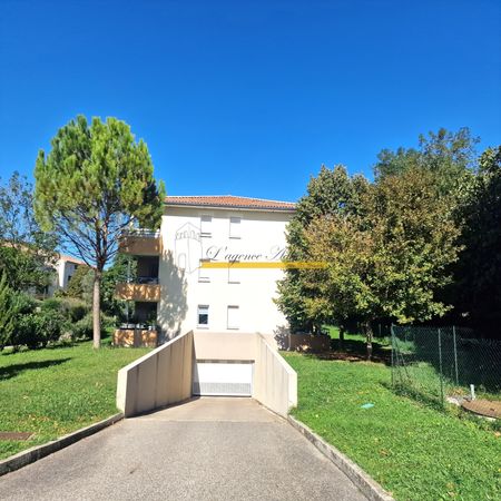 Appartement T3 avec balcon et parkings privés dans résidence sécurisée avec piscine - Photo 5