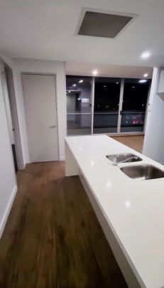 3 bed 2 bath - Photo 1