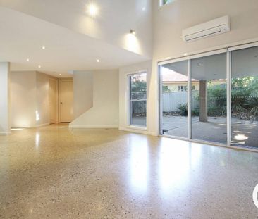 SPACE, STYLE & COMFORT - Photo 1