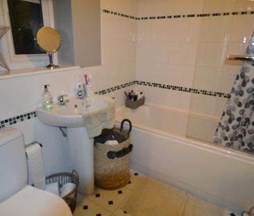 3 bedroom detached house to rent - Photo 1