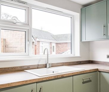 Boyd Avenue, Dereham, NR19 - Photo 2