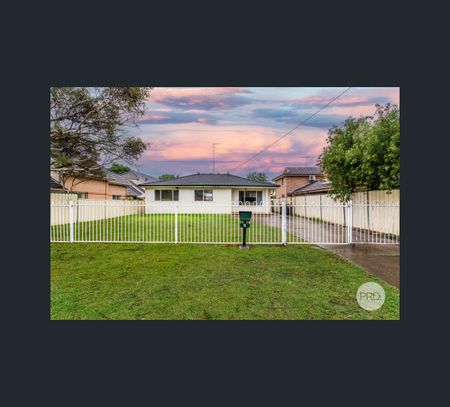 2/8 Haynes Street, Penrith, NSW 2750 - Photo 3